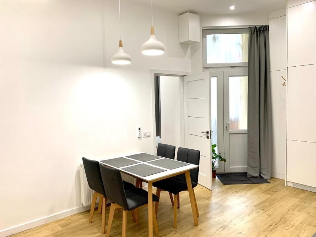 Colton Budapest Paulay Apartments Exterior photo