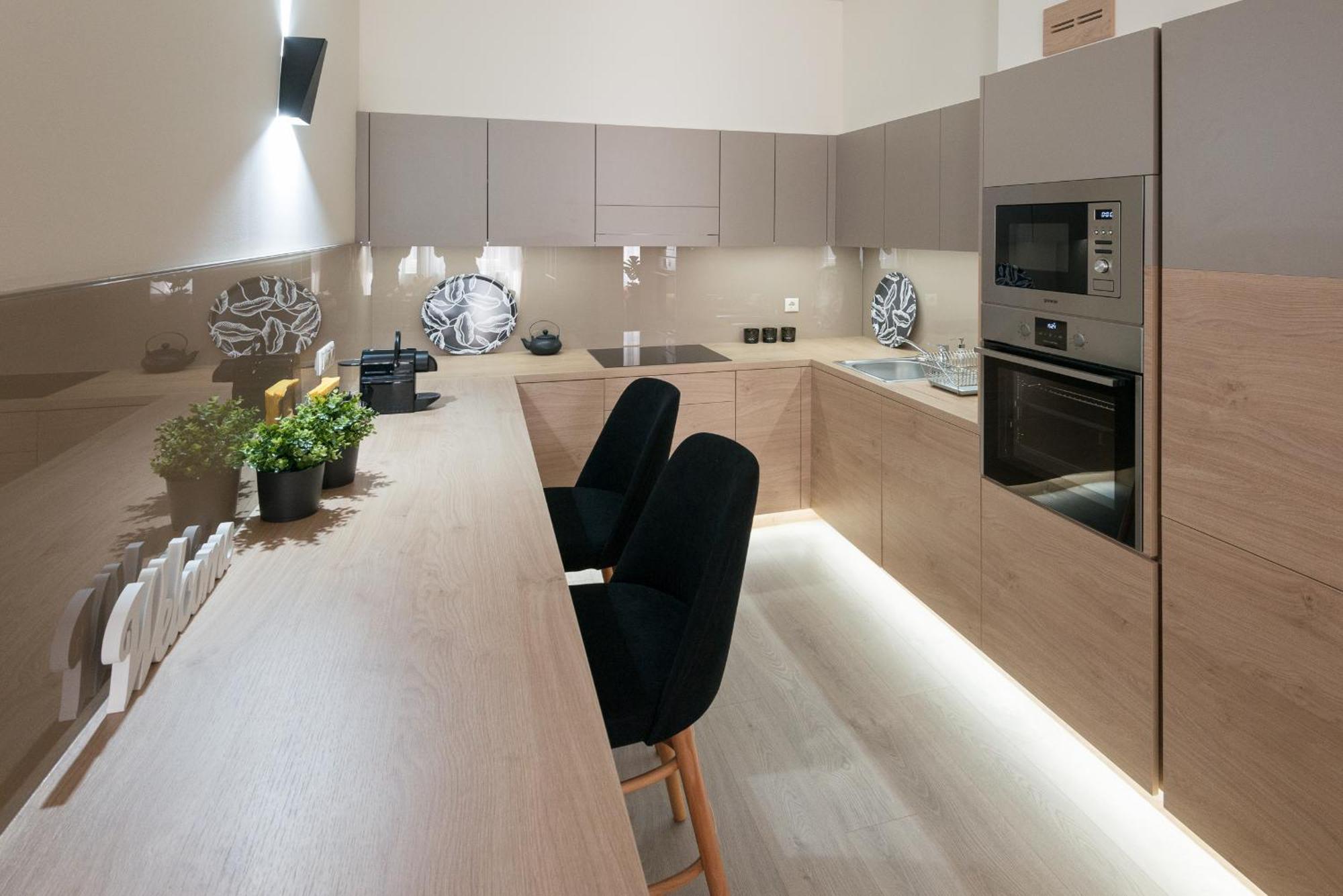 Colton Budapest Paulay Apartments Exterior photo
